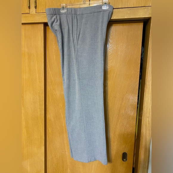 Old Navy wide leg crop pants gray front pockets size 12 - Picture 6 of 9